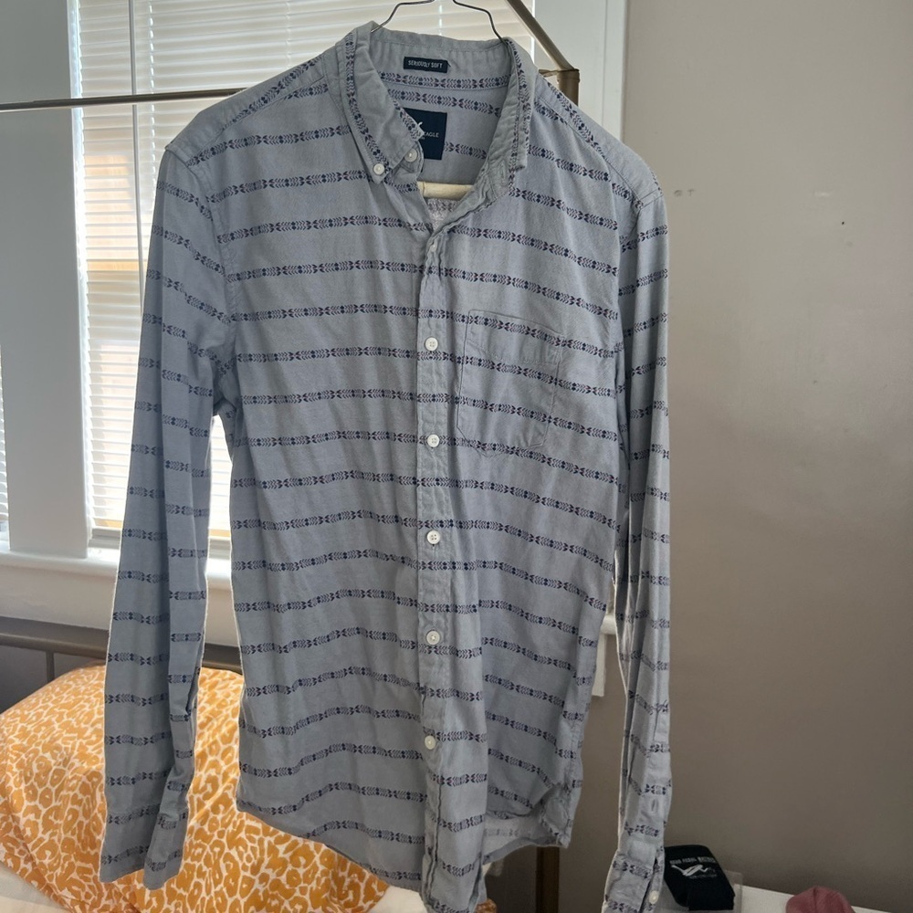 American Eagle Button Down